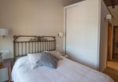Chalet independiente con terreno en venta en Oviedo ref: TR17425 foto