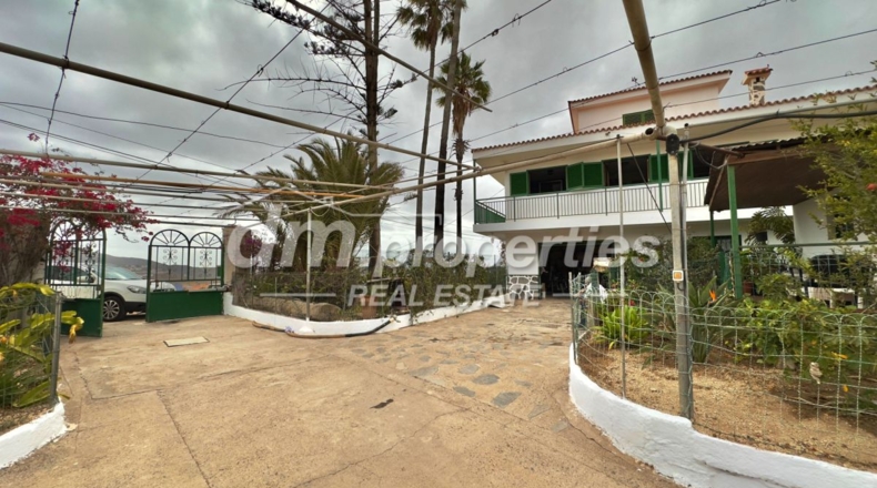 Santa Cruz de Tenerife - Las Casa Viejas - 10000m2