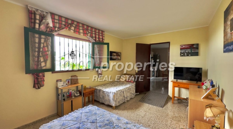Santa Cruz de Tenerife - Las Casa Viejas - 10000m2