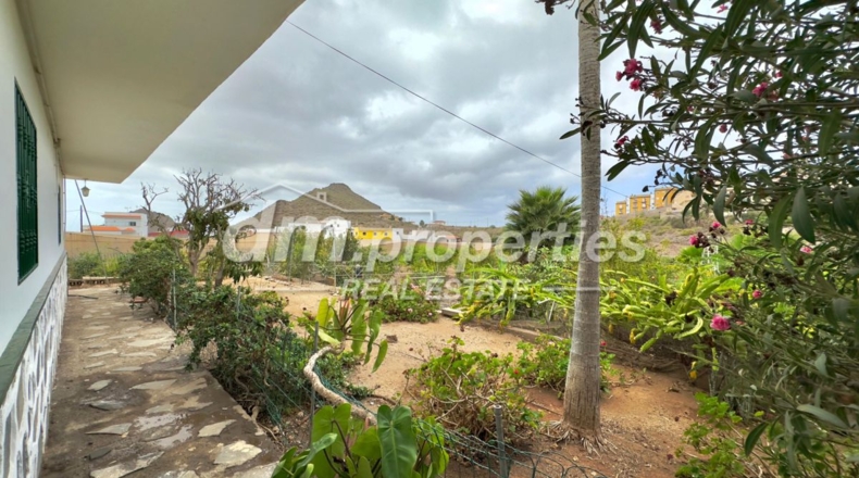Santa Cruz de Tenerife - Las Casa Viejas - 10000m2