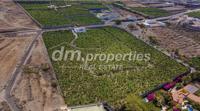 Santa Cruz de Tenerife - Adeje - 28000m2