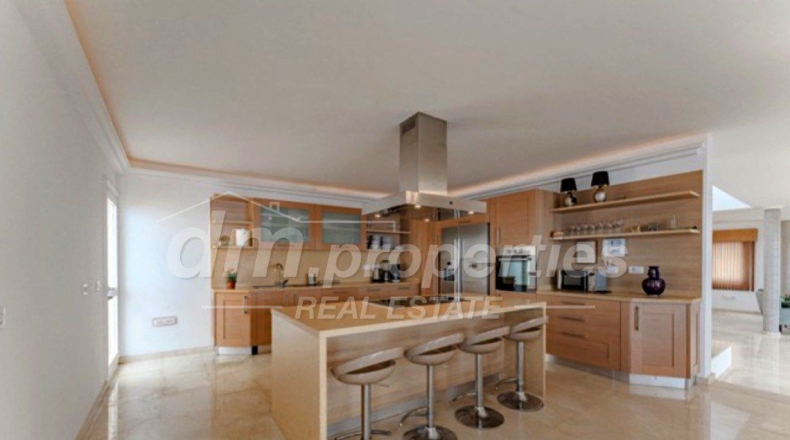 Las Palmas - Los Chorros - 750m2