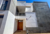 Villa con terreno en venta en Arona ref: TR332784 foto