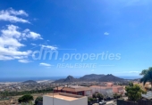 Villa con terreno en venta en Arona ref: TR332784 foto