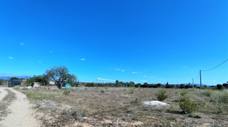 Tarragona - Masdenverge - 5700m2