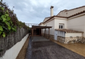 Chalet independiente con terreno en venta en Deltebre ref: TR253140 foto