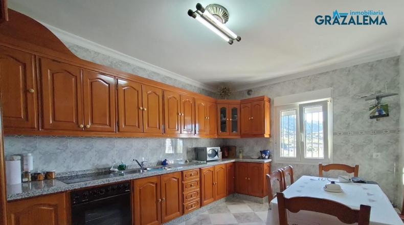 Cádiz - Barrio Nazarí - 11960m2