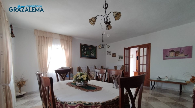 Cádiz - Barrio Nazarí - 11960m2