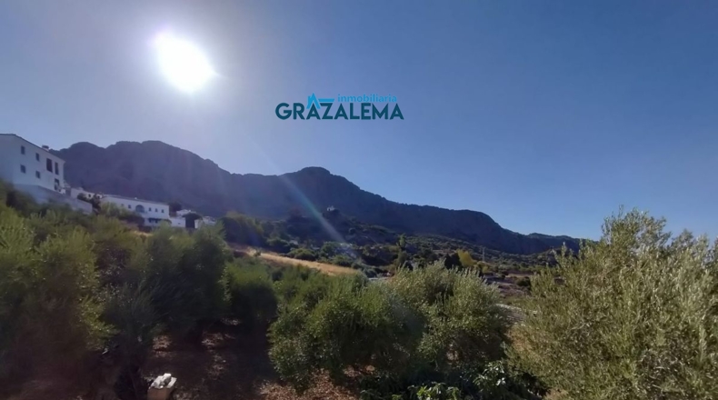 Cádiz - Barrio Nazarí - 11960m2