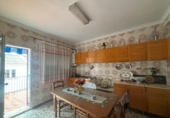 Дом с участком на продажу в городе Algodonales. Фото