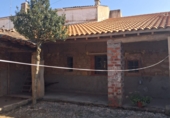 Chalet independiente con terreno en venta en Espino de la Orbada ref: TR332951 foto