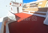Дом с участком на продажу в городе Gandia. Фото