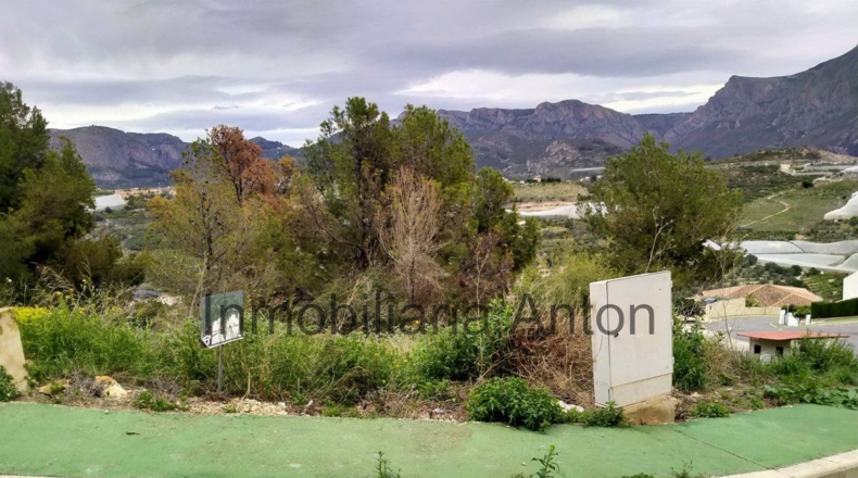Alicante - Callosa de Ensarriá - 813m2