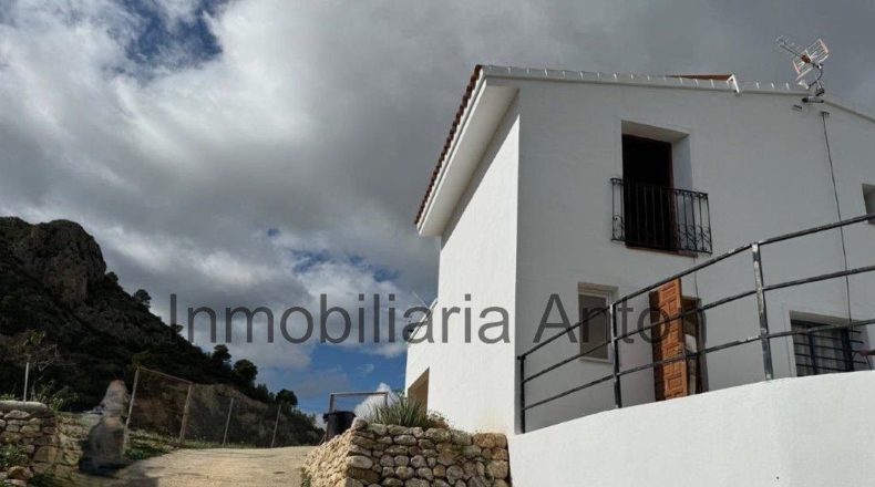 Alicante - Bolulla - 10000m2