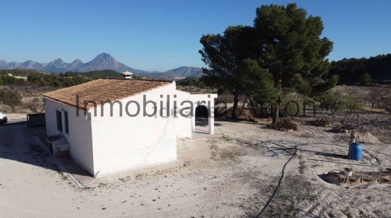Alicante - Relleu - 9771m2
