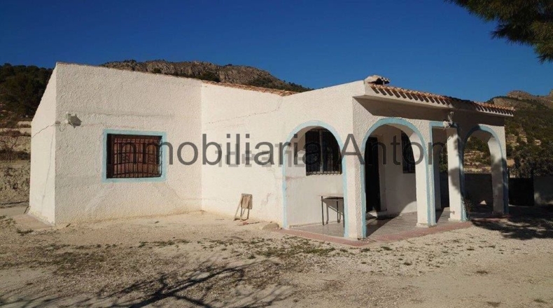 Alicante - Relleu - 9771m2