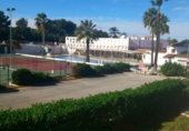 Отдельно стоящий дом с участком на продажу в городе Jávea. Фото
