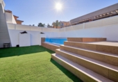Xalet adossat amb terreny en venda a la España, Marbella, ref.: TR39866 foto