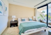 Xalet adossat amb terreny en venda a la España, Marbella, ref.: TR39866 foto