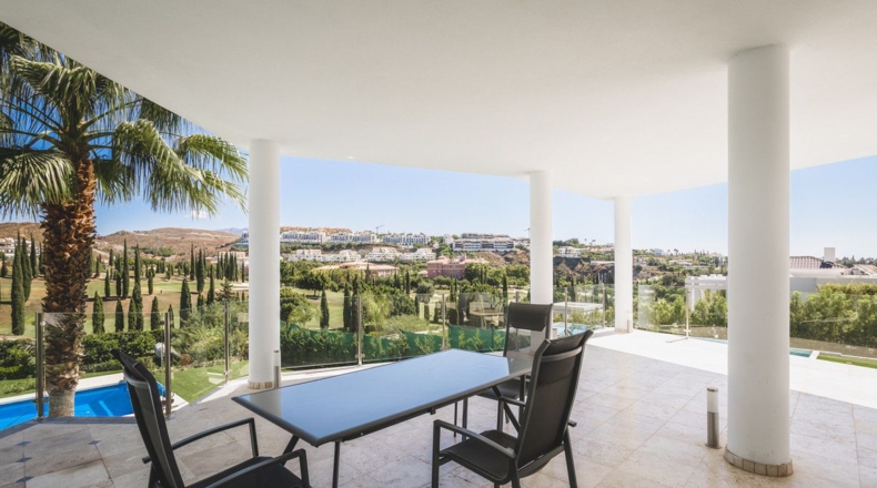 Málaga - Estepona - 1575m2