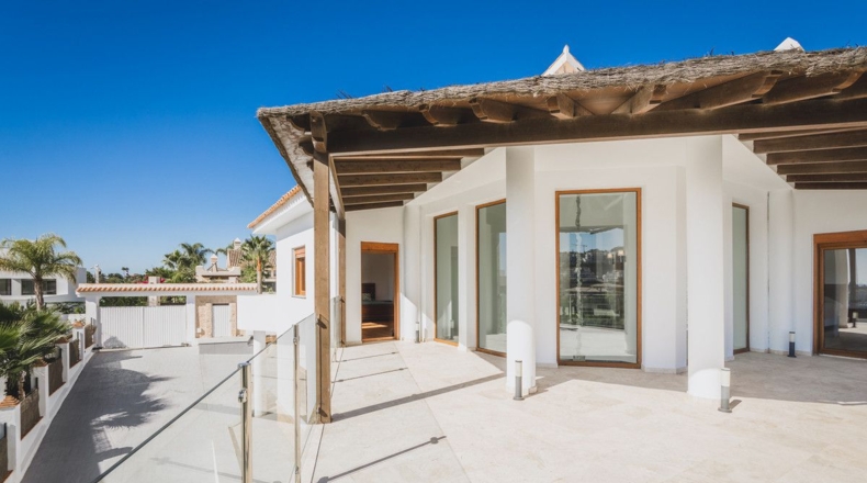 Málaga - Estepona - 1575m2