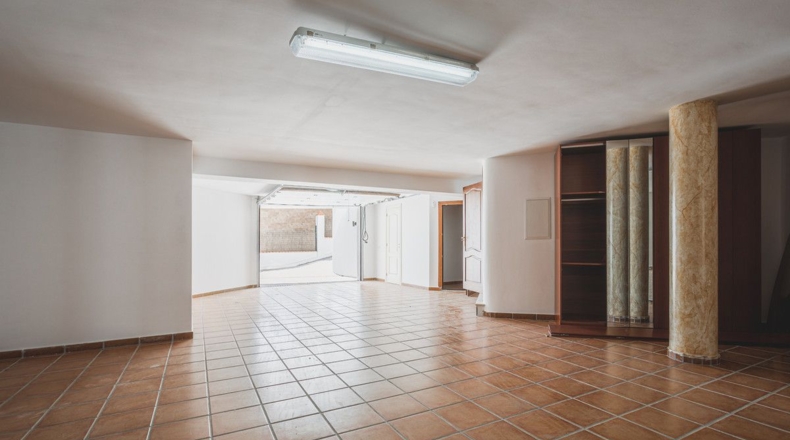 Málaga - Estepona - 1575m2