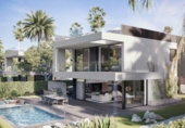 Villa con terreno en venta en Estepona ref: TR49197 foto