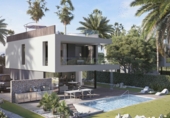 Villa con terreno en venta en Estepona ref: TR49197 foto