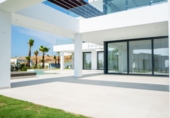 Vil·la amb terreny en venda a la España, Estepona, ref.: TR24749 foto