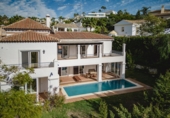 Vil·la amb terreny en venda a la España, Benahavís, ref.: TR24745 foto