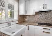 Xalet adossat amb terreny en venda a Estepona ref.: TR75899 foto