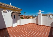 Xalet adossat amb terreny en venda a Estepona ref.: TR75899 foto