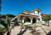 Xalet independent amb terreny en venda a Pinares de Lepe ref.: TR253202 foto