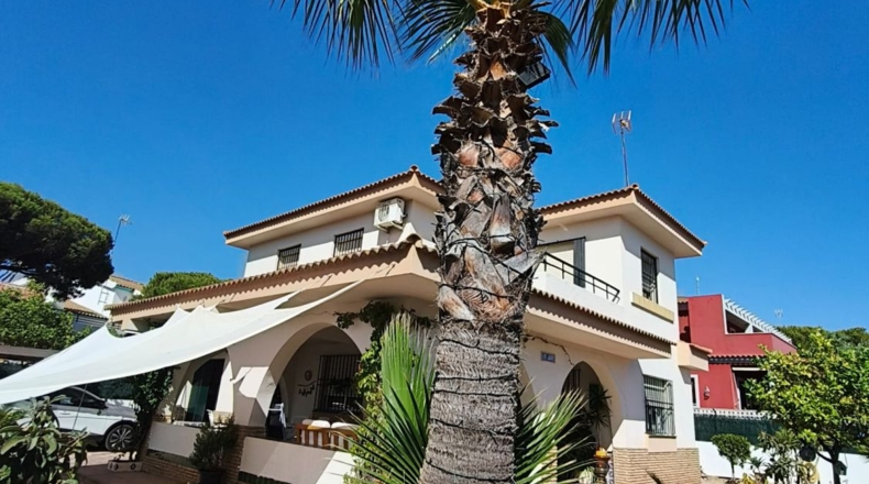 Huelva - Lepe - 625m2