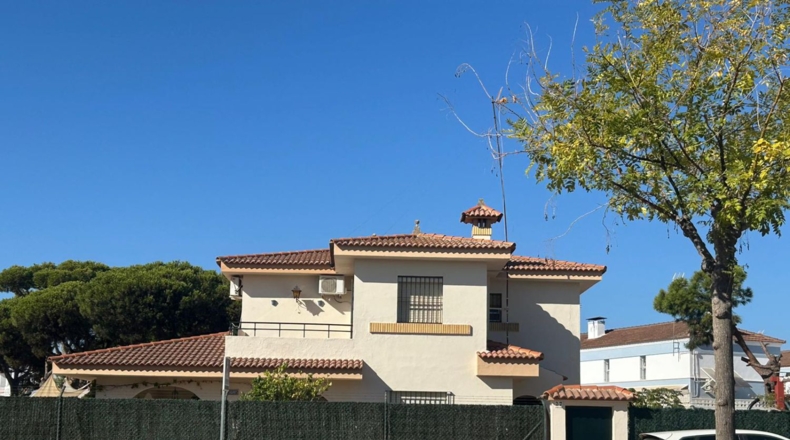Huelva - Lepe - 625m2