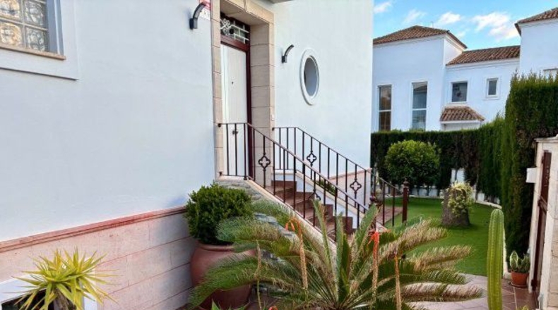 Huelva - Lepe - 261m2