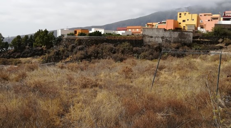 Santa Cruz de Tenerife - Costilla - 2655m2