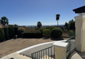 Villa con terreno en venta en Estepona ref: TR360886 foto