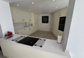Villa con terreno en venta en Estepona ref: TR360886 foto