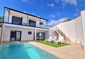 Chalet independiente con terreno en venta en Arona ref: TR253412 foto