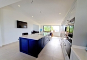 Chalet independiente con terreno en venta en Arona ref: TR253412 foto