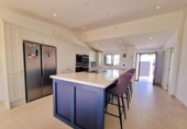 Chalet independiente con terreno en venta en Arona ref: TR253412 foto