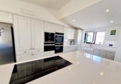 Chalet independiente con terreno en venta en Arona ref: TR253412 foto