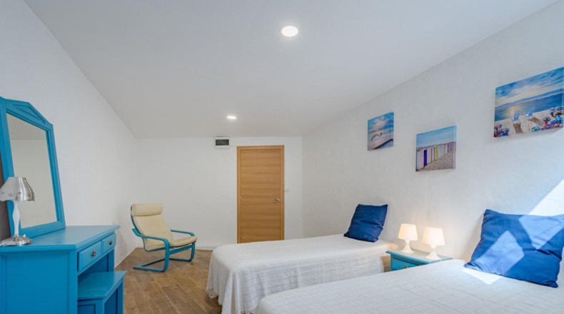 Santa Cruz de Tenerife - Адехе - 2400m2