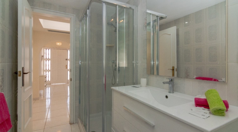 Santa Cruz de Tenerife - Adeje - 550m2
