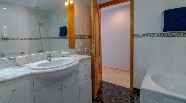 Santa Cruz de Tenerife - Adeje - 550m2