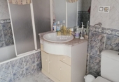 Дом с участком на продажу в городе Mairena del Alcor. Фото