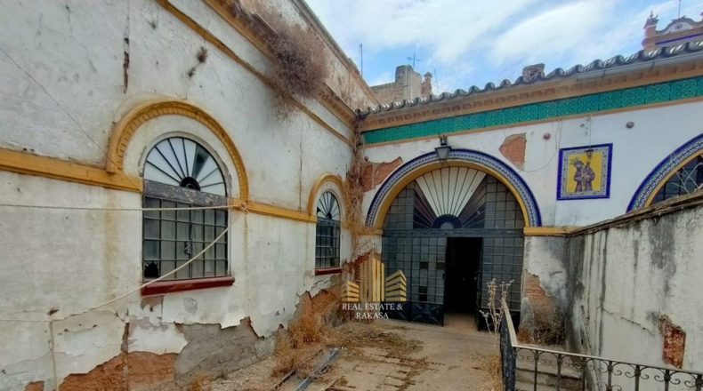Seville - Alcalá de Guadaíra - 404m2