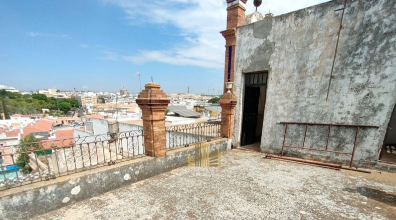 Seville - Alcalá de Guadaíra - 404m2