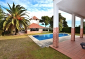 Chalet independiente con terreno en venta en Salou ref: TR190140 foto